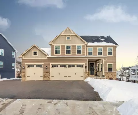 347 Crossing Dr, Eighty Four, PA 15330