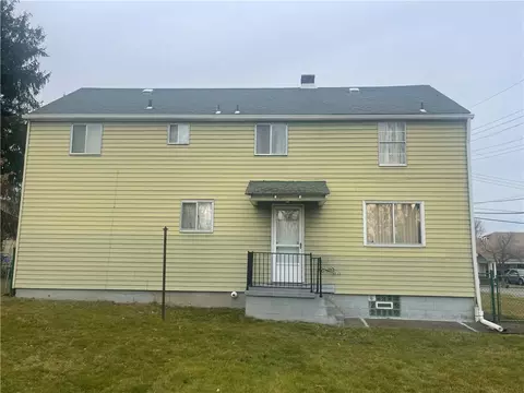202 Halcomb, Clairton, PA 15025 photo 4