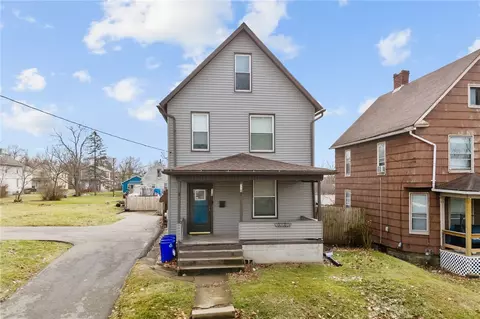 718 Countyline St, New Castle, PA 16101