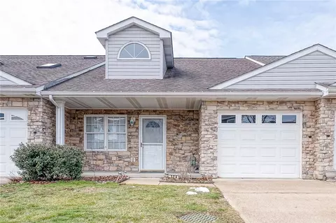 309 Garden Hl, Tarentum, PA 15084