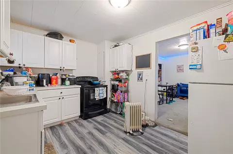 Kitchen - 5859 Grant Ave, Export, PA 15632 photo 1 of 2