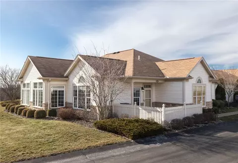 921 Jefferson Blvd, Freedom, PA 15042