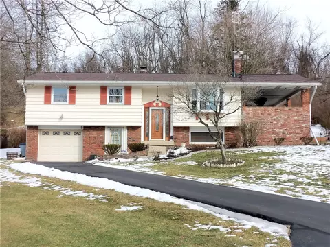 1685 Reissing Rd, Mcdonald, PA 15057