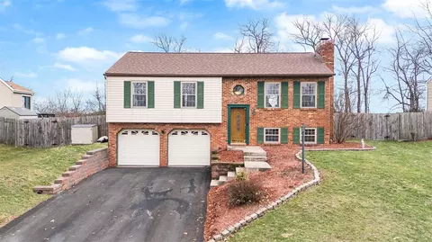 4723 Valleyfield Dr, Allison Park, PA 15101