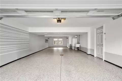 215 Lockheed Dr, Coraopolis, PA 15108 photo 30