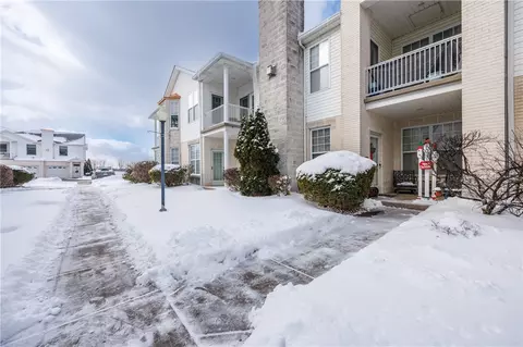 246 Adams Pointe Blvd #9, Mars, PA 16046