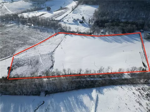 3122 Dora Timblin Rd, Punxsutawney, PA 15767