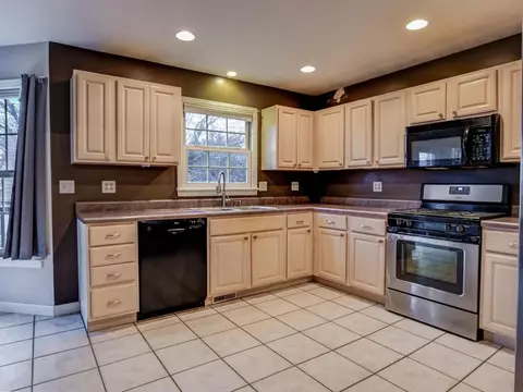 Kitchen - 8 Cherry Aly, Monaca, PA 15061 photo 1 of 2