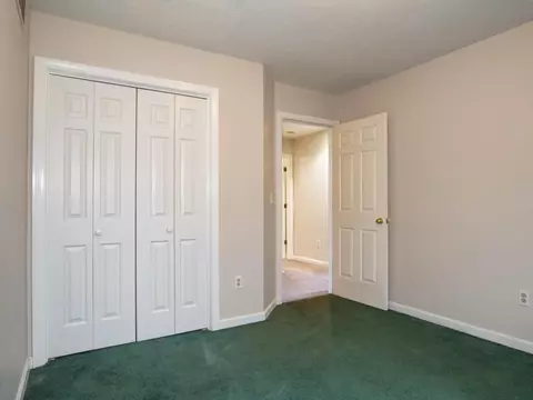 Bedroom - 8 Cherry Aly, Monaca, PA 15061 photo 6 of 7