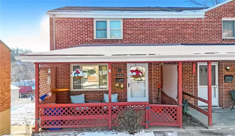 1422 Perri Dr, Pittsburgh, PA 15226