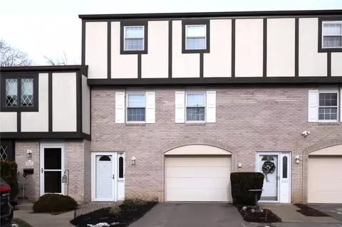 45 Oxford Ct, Pittsburgh, PA 15237