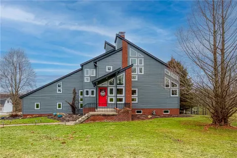 113 Pointe Dr, Valencia, PA 16059