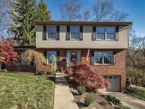 1457 Meteor Cir, Pittsburgh, PA 15241