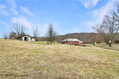 4 Maple Ln, Eighty Four, PA 15330 photo 25