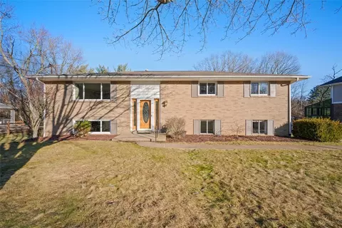 131 Ardmore St, Wexford, PA 15090