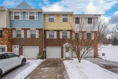 213 Marc Dr, Pittsburgh, PA 15236