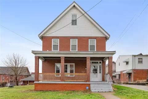 911 Corbet St, Tarentum, PA 15084