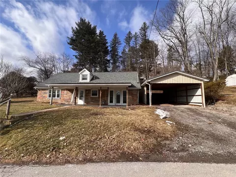 122 Catherine St, Punxsutawney, PA 15767