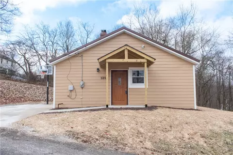 125 Strawberry Aly, Aliquippa, PA 15001