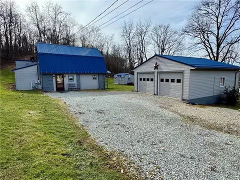 708 Jackson Rd, Apollo, PA 15613