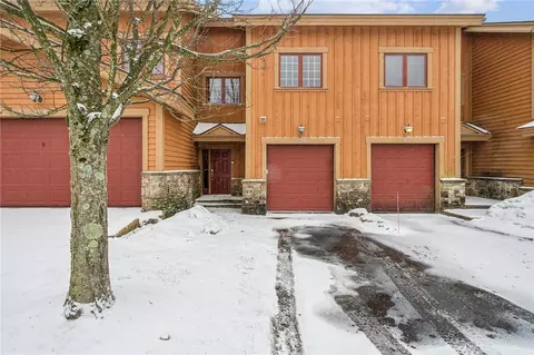 126 Woodside Ln, Champion, PA 15622