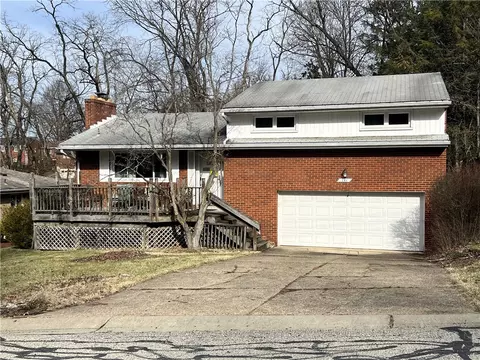 141 Reed Dr, Pittsburgh, PA 15205