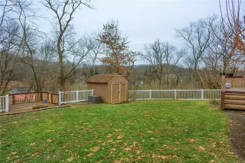 206 Clark St, Mars, PA 16046 photo 6
