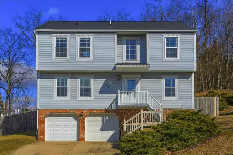 203 Holly Ridge Dr, Glenshaw, PA 15116