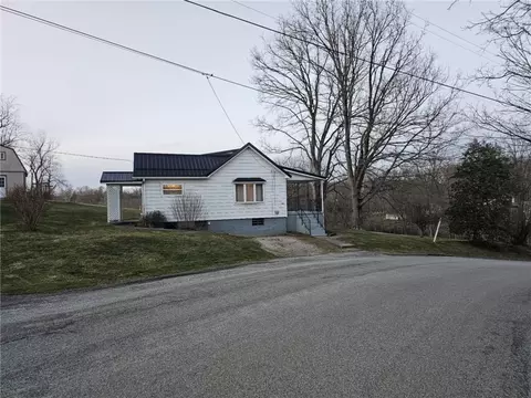 149 Blackhill Rd, Smithfield, PA 15478