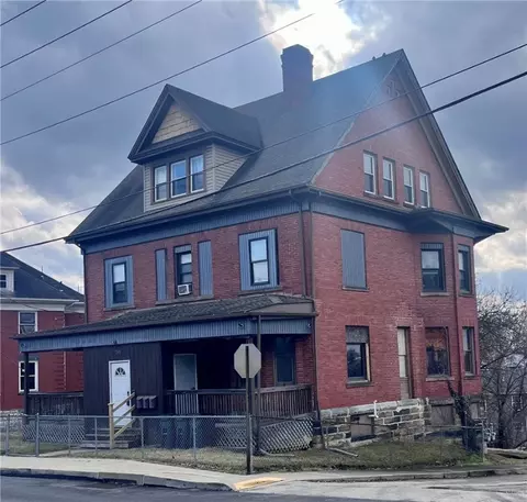 241 Locust Ave, Washington, PA 15301