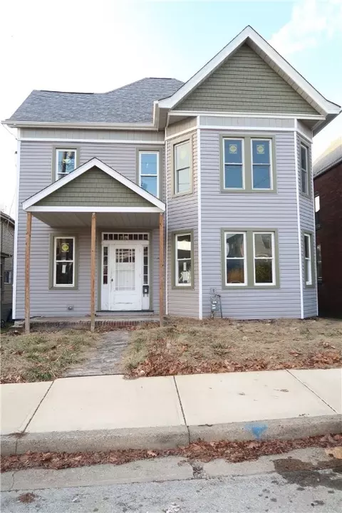 225 N First St, Jeannette, PA 15644