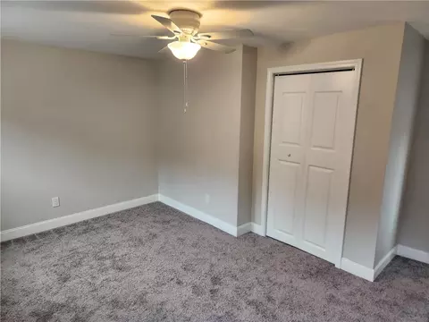 Bedroom - 568 Stokes Ave, Braddock, PA 15104 photo 2 of 4