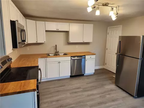 Kitchen - 568 Stokes Ave, Braddock, PA 15104 photo 2 of 2