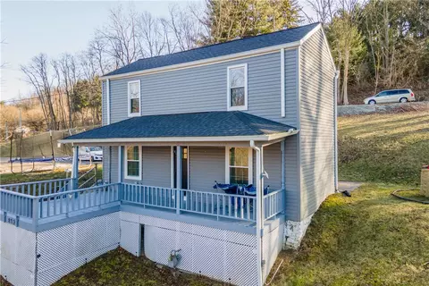 813 Dutch Hill Rd, Oakdale, PA 15071