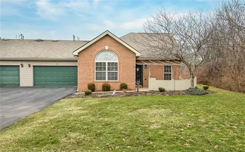 5112 Polo Fields Dr, Gibsonia, PA 15044