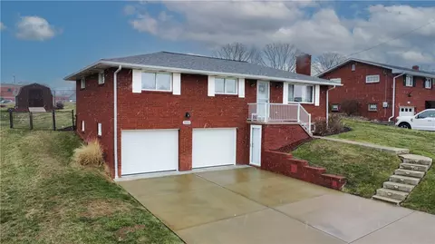 2680 Diane Dr, Washington, PA 15301