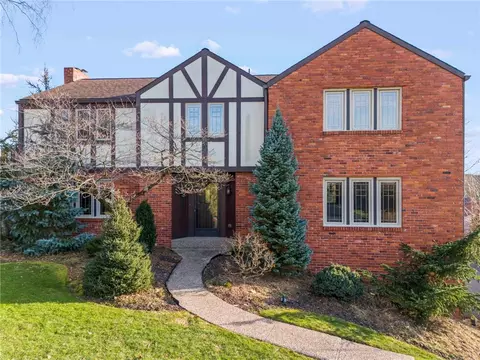 195 Delaware Trl, Venetia, PA 15367