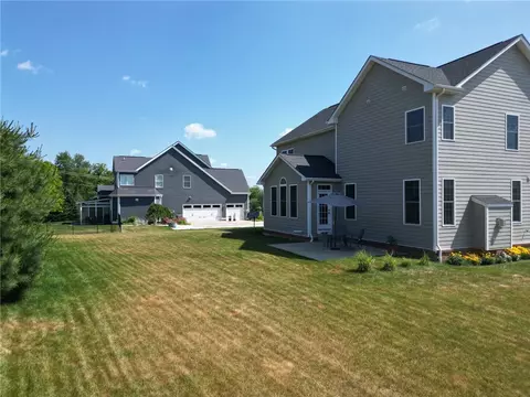 103 Wickerham Dr, Mars, PA 16046 photo 4