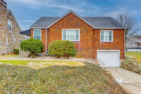 606 Lewis Ave, Jeannette, PA 15644
