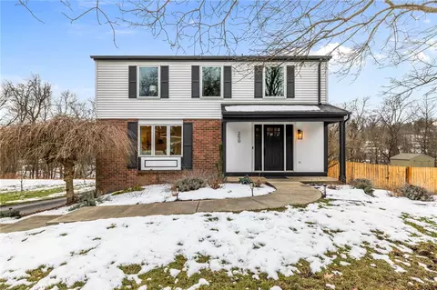 250 Kettering Cir, Gibsonia, PA 15044