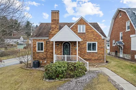 180 Wylie Ave, Strabane, PA 15363