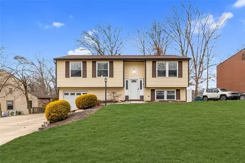3034 Amy Dr, South Park, PA 15129