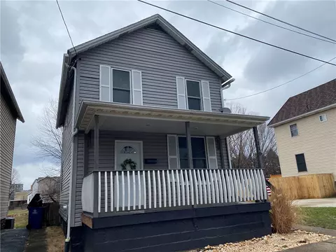 110 John St, Latrobe, PA 15650
