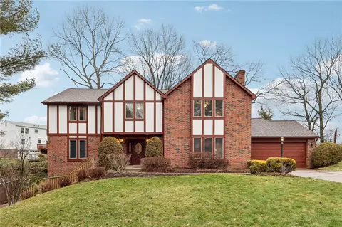 109 Regal Ct, Monroeville, PA 15146