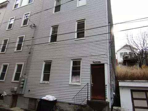 3046 Phelan Way, Pittsburgh, PA 15219