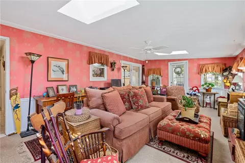 702 Sturbridge Ln, Export, PA 15632 photo 16