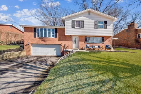 35 Seneca, Greensburg, PA 15601