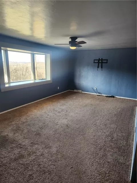 5705 Grant St, Export, PA 15632 photo 13