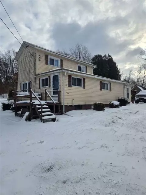 114 Paradise Dr, PA 15710