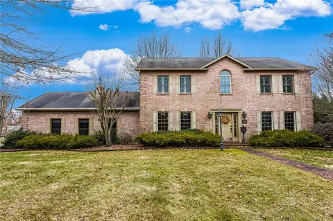1 Sterlling Ave, Masontown, PA 15461